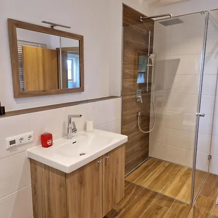 Bergeblick An Der Ludlmuehle *